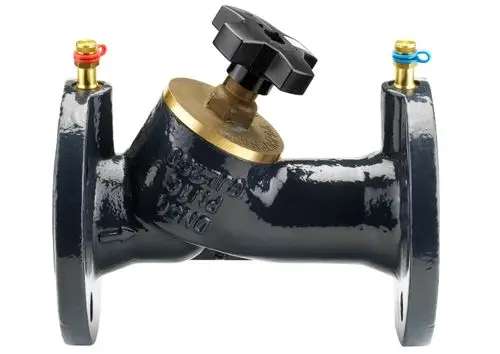 Strangregulier- und Messventil von Danfoss, mit Flansch, Messnippel und einem Handrad zur Einstellung des Durchflusses. Anwendung in Heizsystemen.